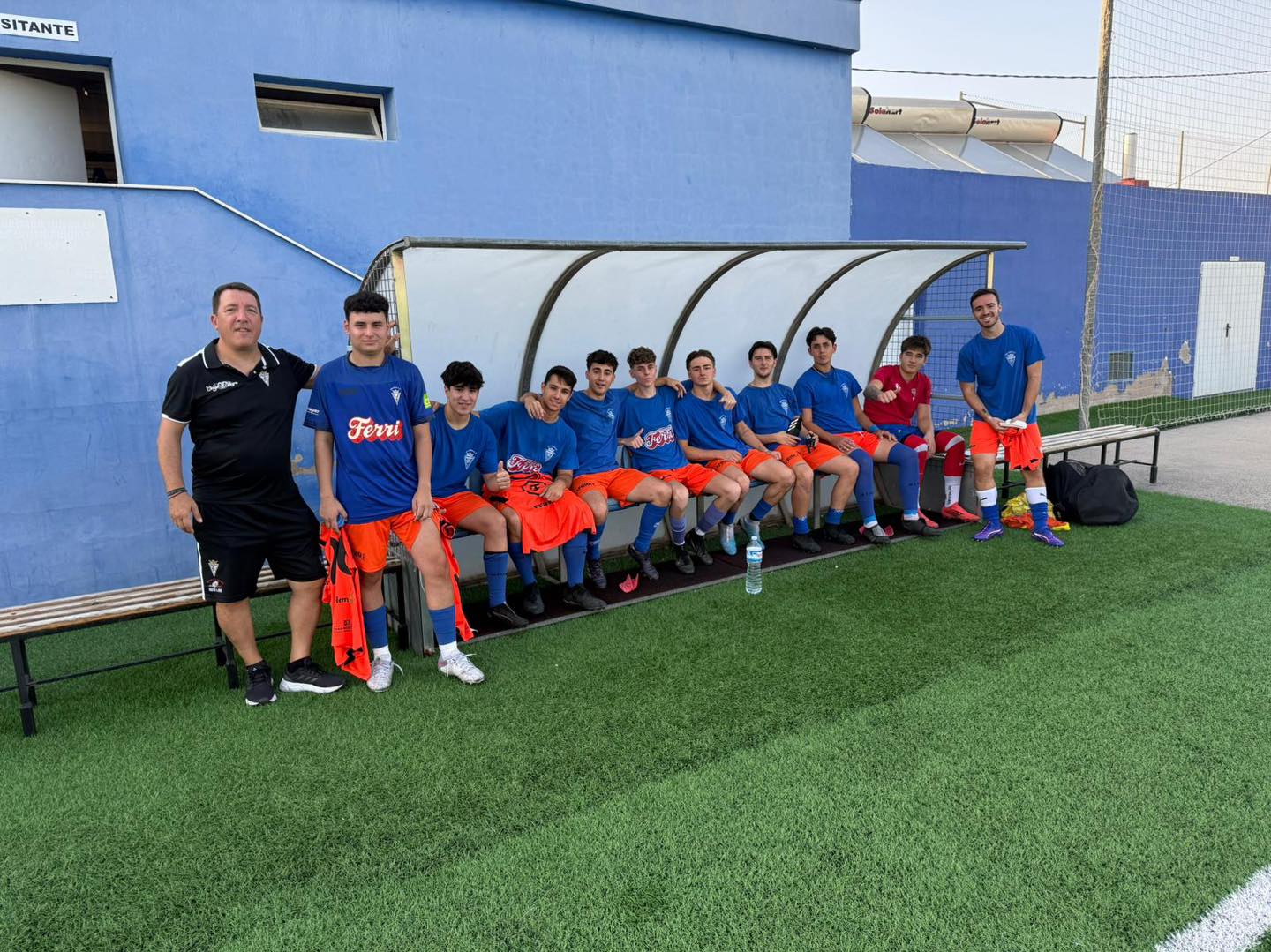 El Villena B juega en Monforte