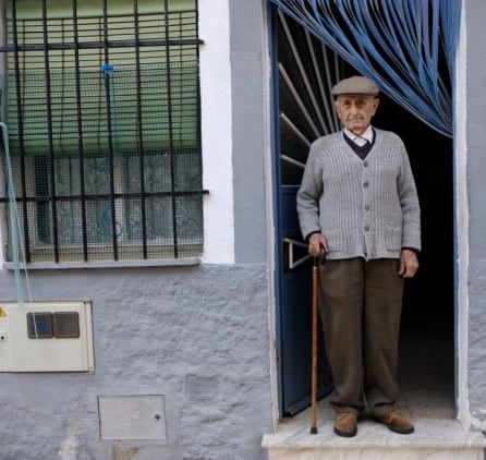 Ángel tiene 96 años y es el vecino más anciano de Pescueza