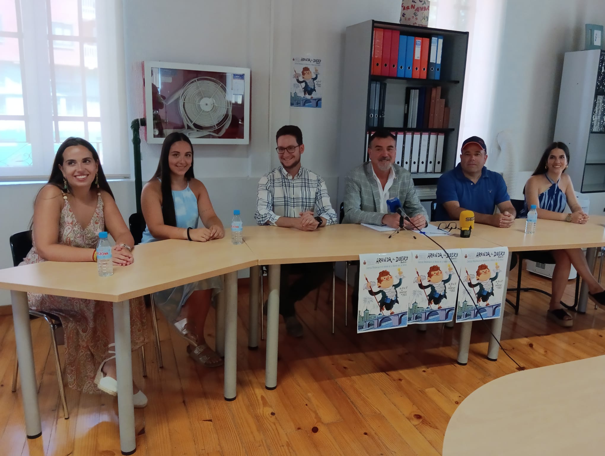 Imagen de archivo de la presentación de la reina y damas y autor del cartel de las fiestas 2023