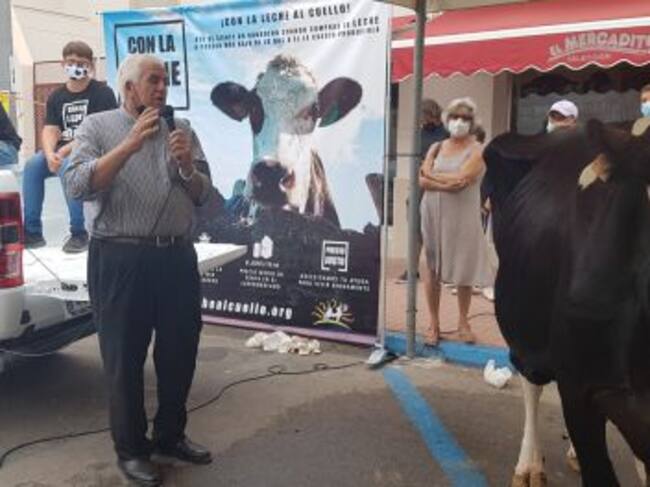 Continúan las movilizaciones de los ganaderos