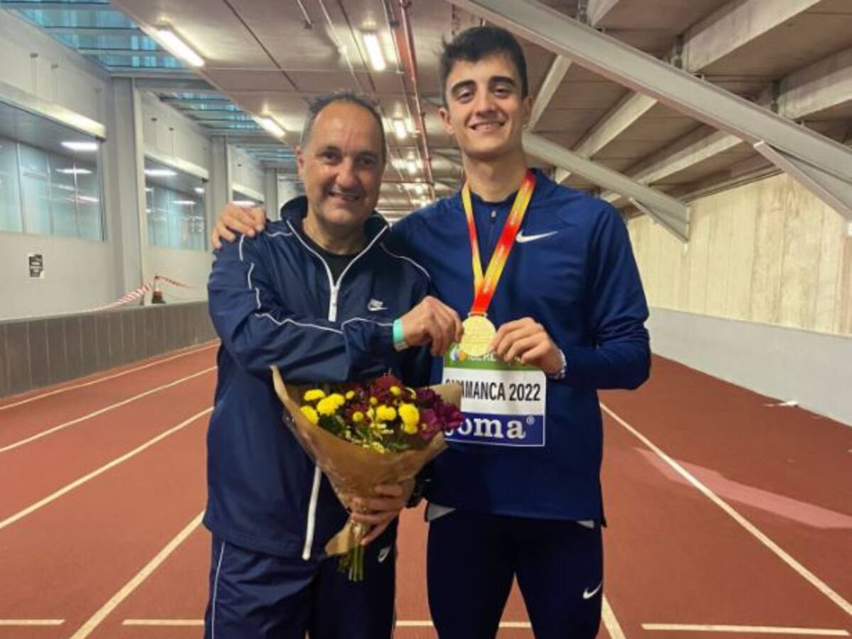 Pol Oriach, campeón de España Sub-23 en 3.000 metros y Mario Revenga plata en 60mv