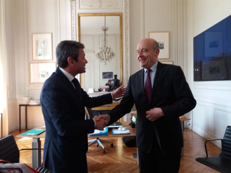 Los alcaldes de Irun y Burdeos en un encuentro en la ciudad francesa