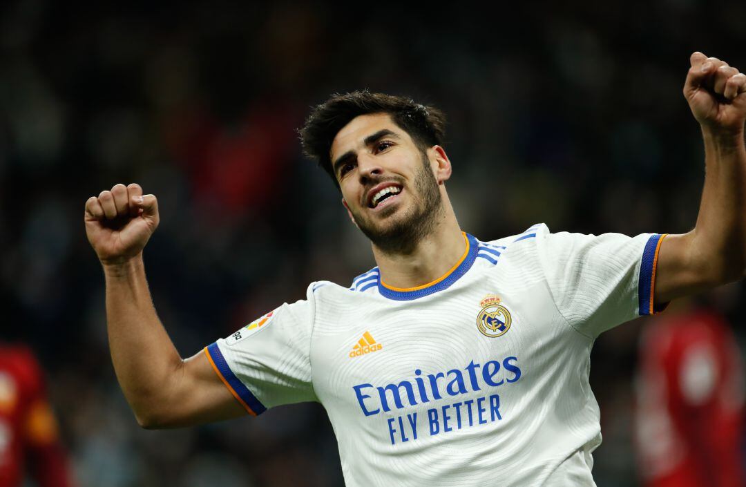 Asensio celebra uno de los goles de Vinicius contra el Valencia, el pasado sábado