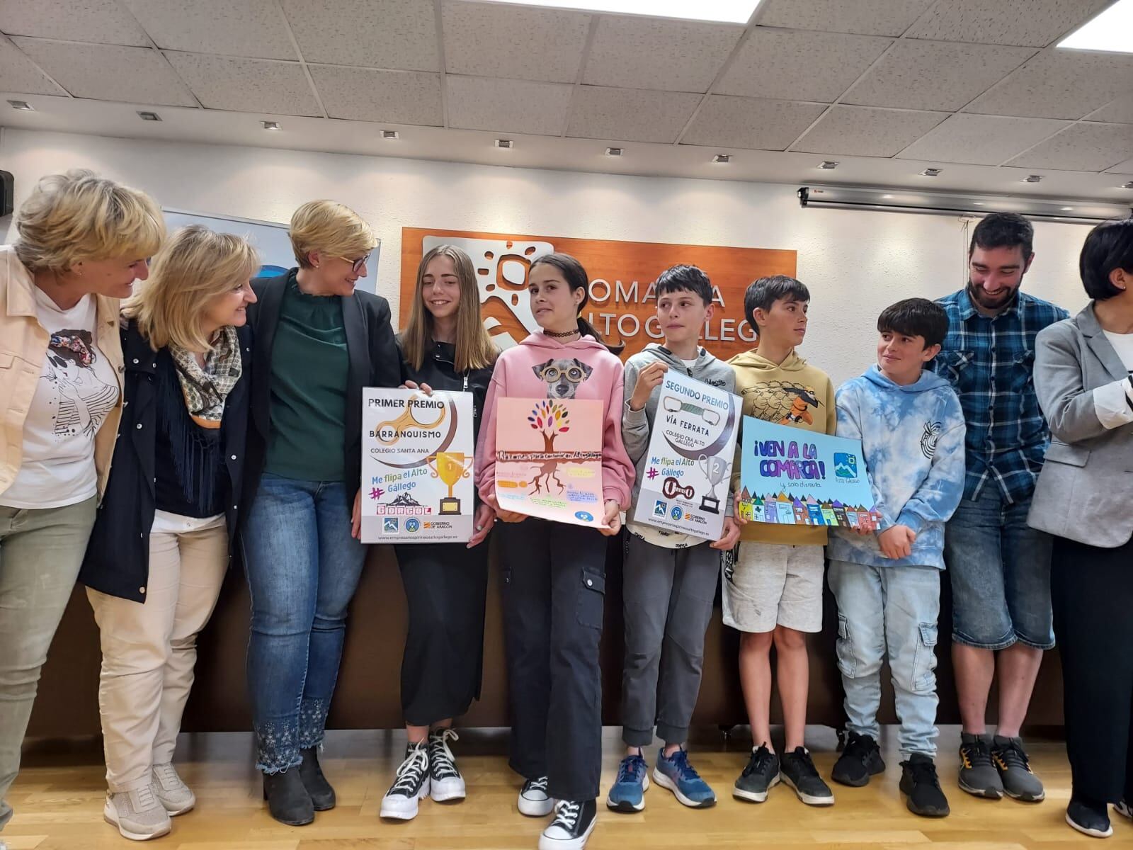 Un concurso de carteles en el que los escolares ponían en valor el comercio de sus localidades