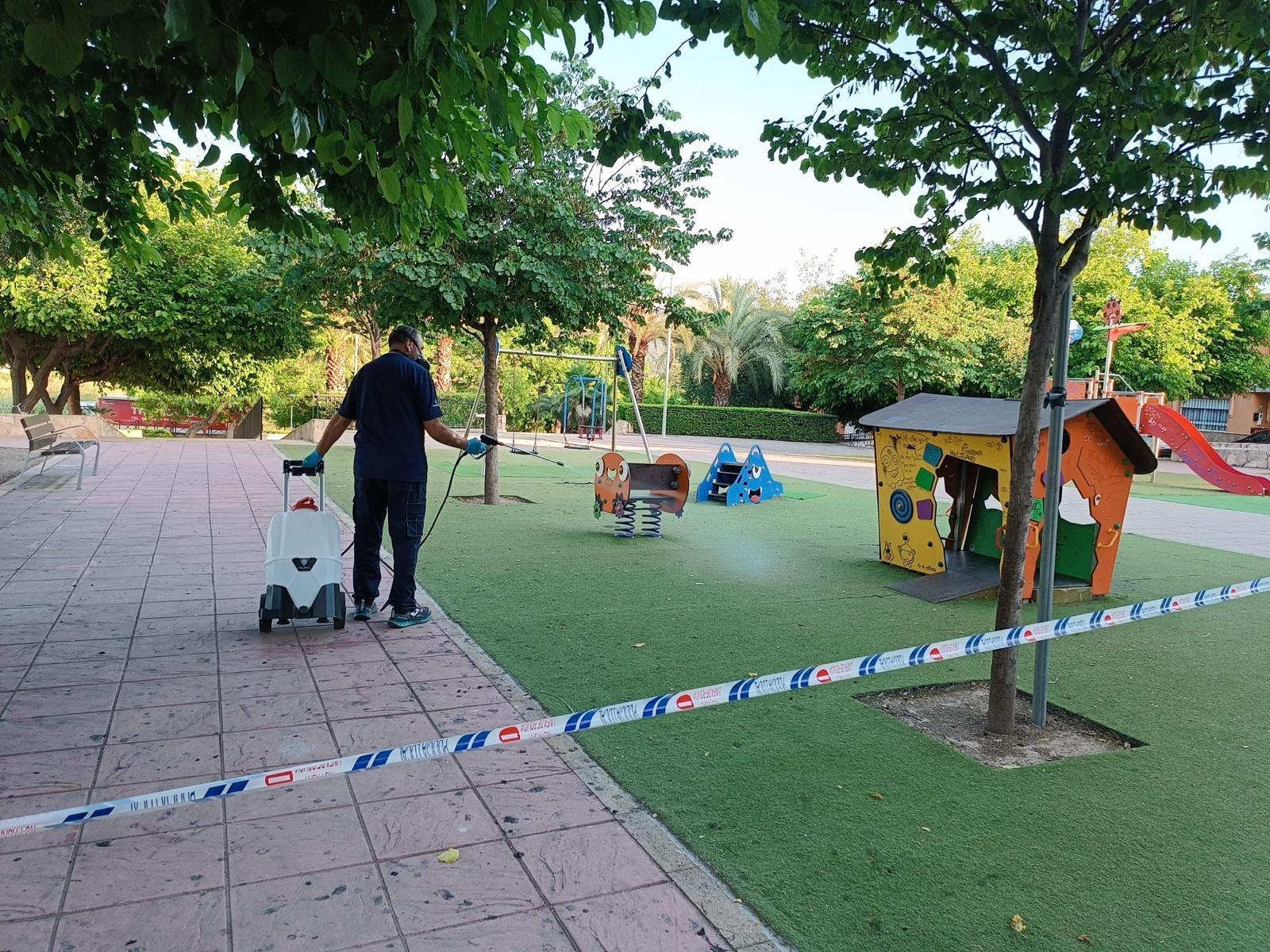 Campaña en Canals contra la milpiés