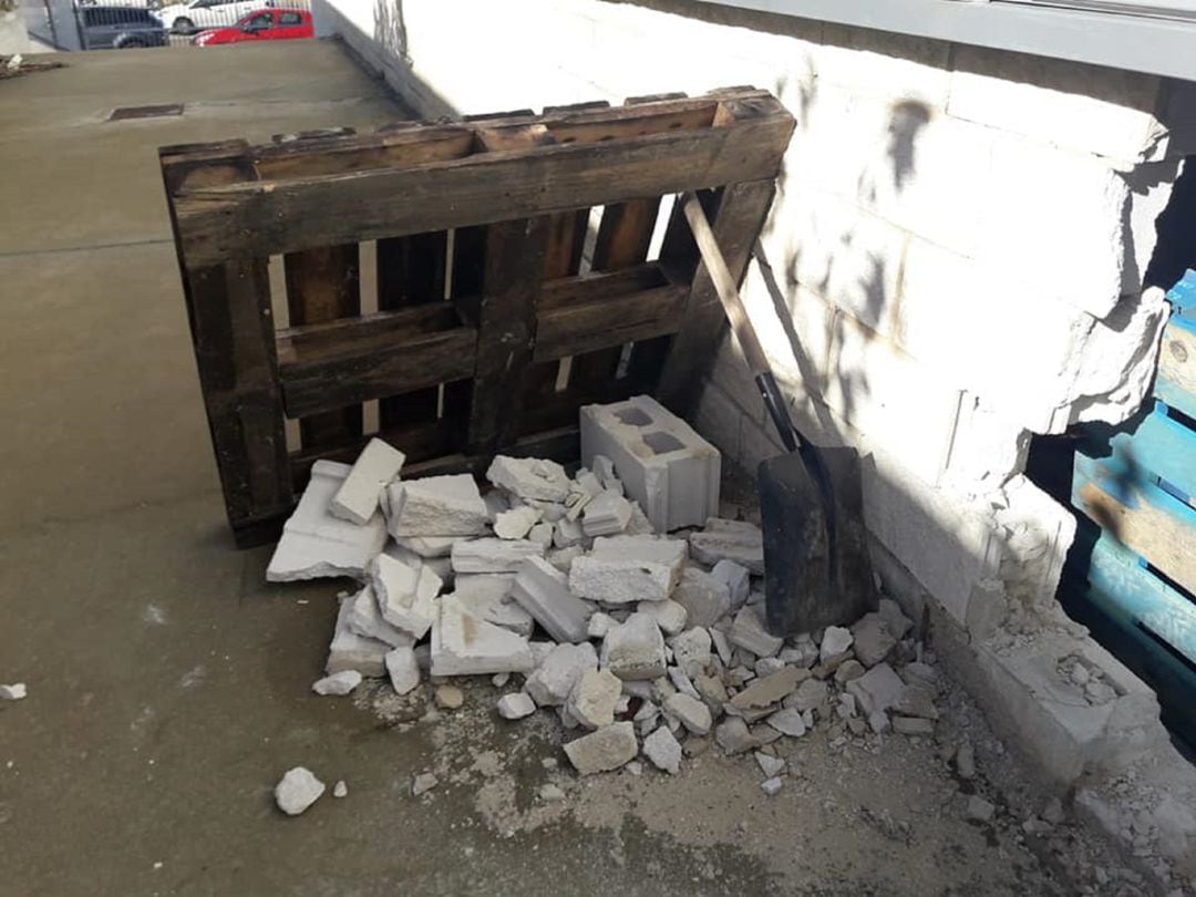 Imagen de los destrozos producidos por los amigos de lo ajeno