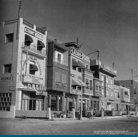 Foto del antiguo paseo de Neptuno de la muestra sobre los 100 años de historia de esos negocios