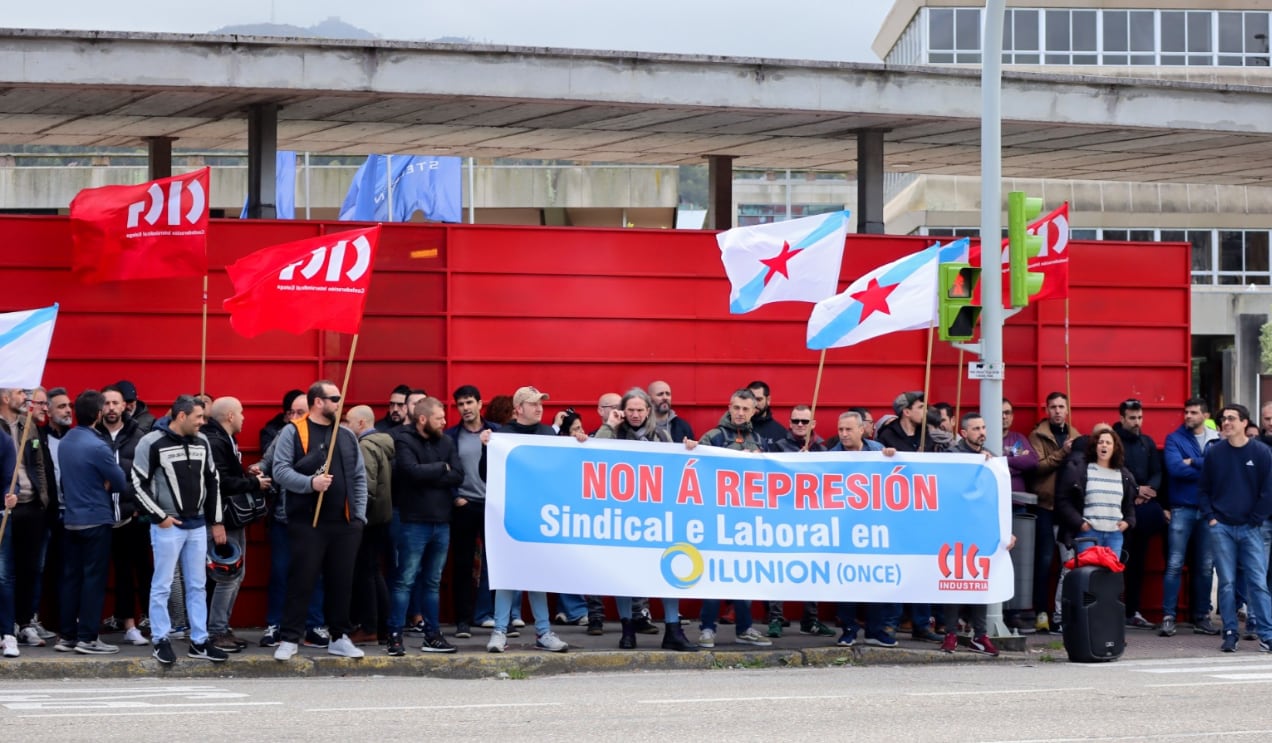 Imagen de archivo de una protesta de la CIG delante de Stellantis Vigo