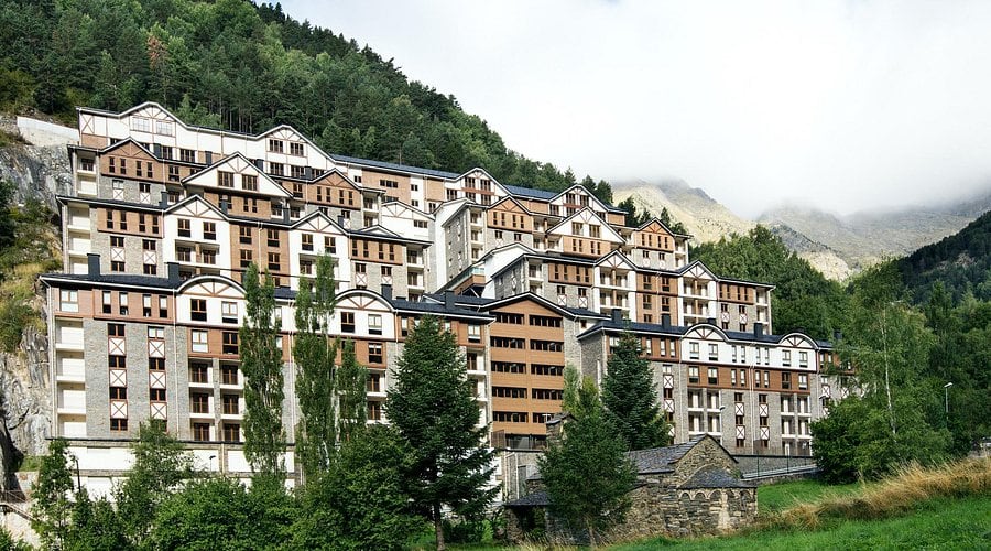 L'Edific Ribasol a Arinsal en una imatge d'arxiu