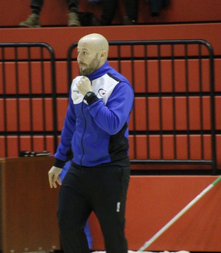 Fran Piedecausa quiere máxima tensión en sus chicas