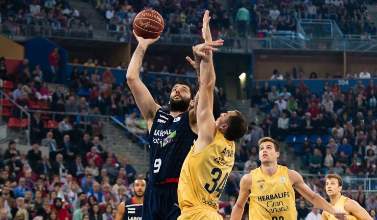 Ioannis Bourousis hizo un gran partido.