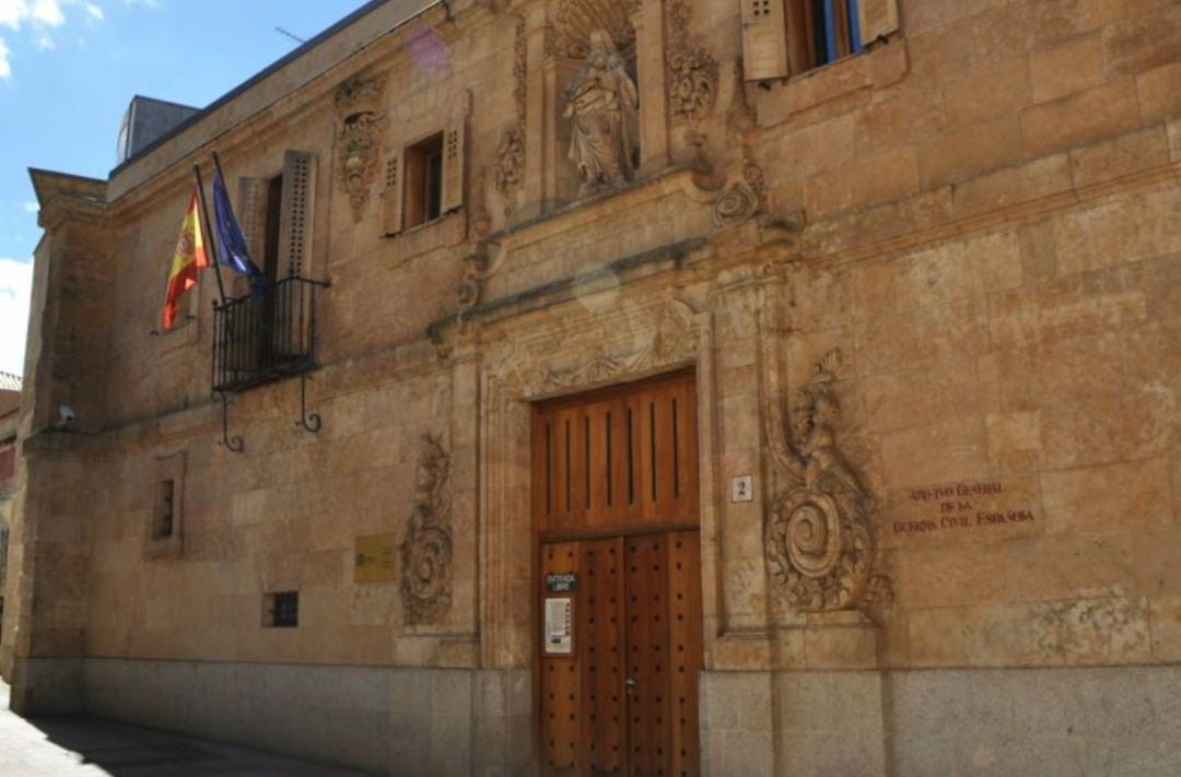 Fachada del Archivo de Salamanca