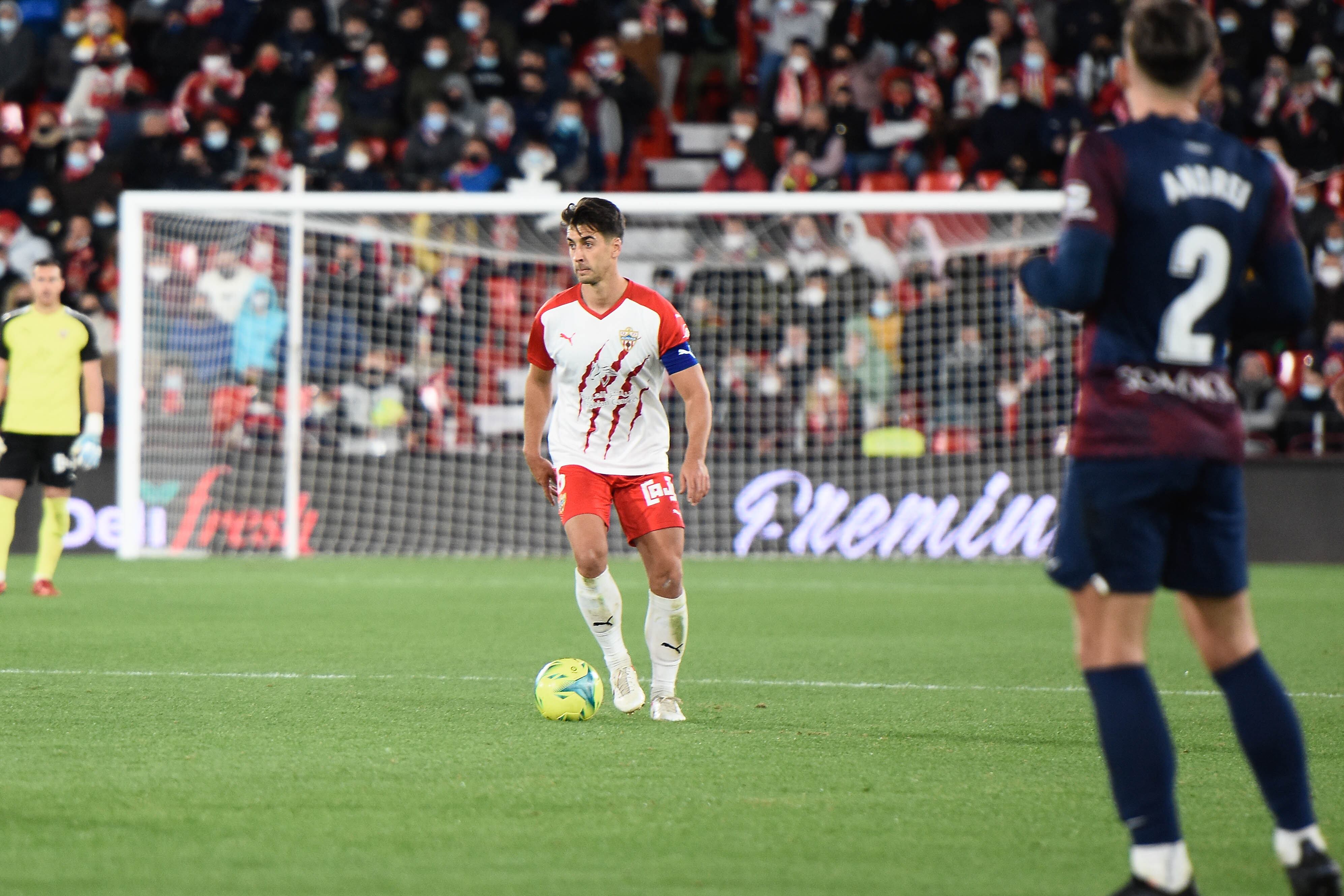 Ha sido capitán en 28 jornadas de las 36 que se han celebrado.