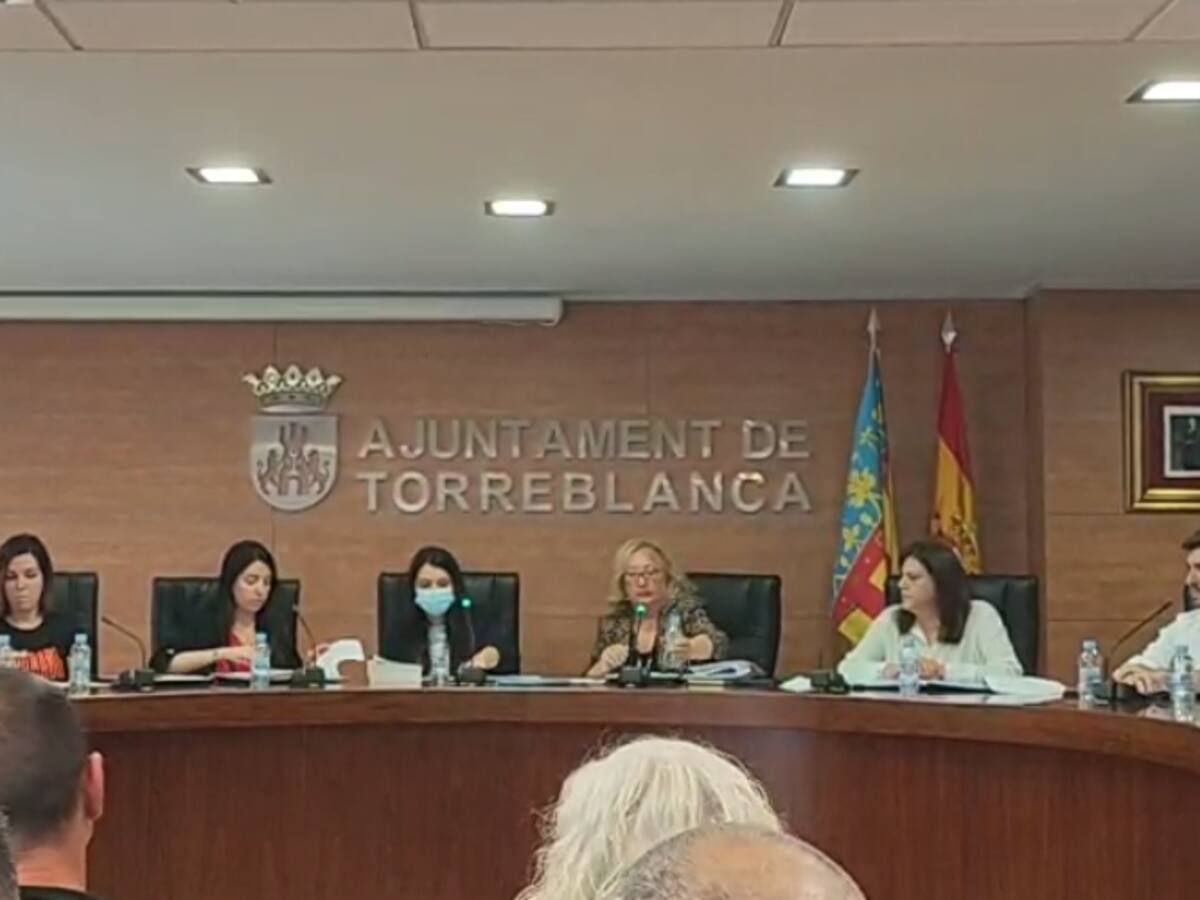 Dos concejales del PSOE se ausentan del Pleno y no sale adelante la adjudicación del PAI Doña Blanca Golf de Torreblanca