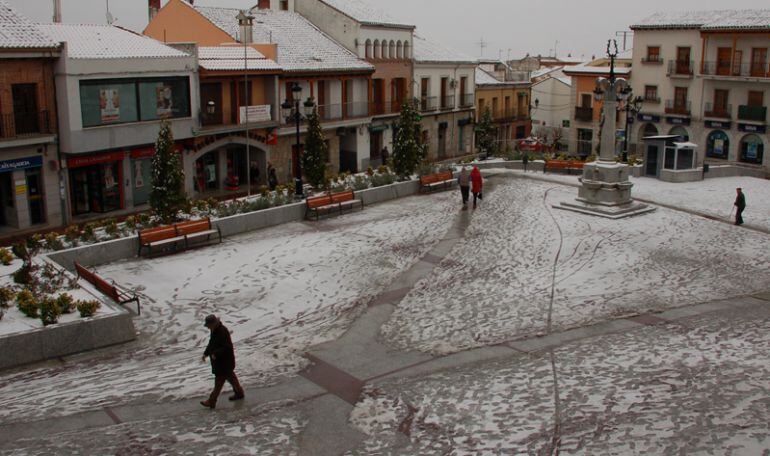 Plaza del municipio durante el invierno