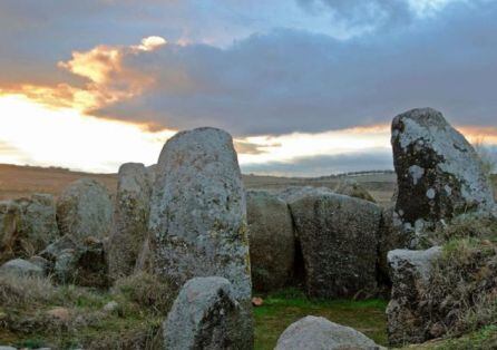 Dolmen de Azután