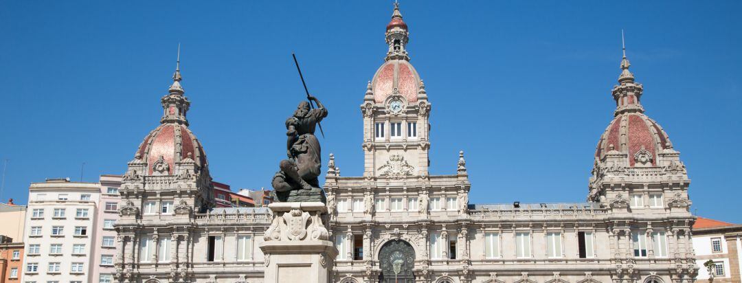 Plaza de María Pita y Ayuntamiento de A Coruña