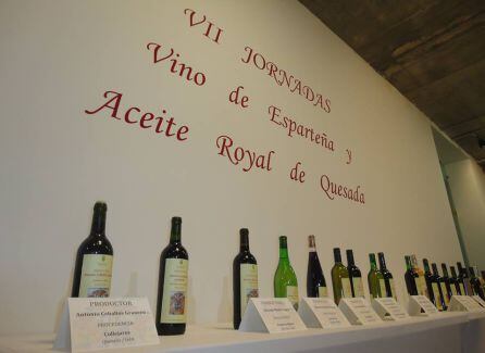 Las jornadas sirvieron para exponer las variedades de vino de esparteña que se producen en Quesada