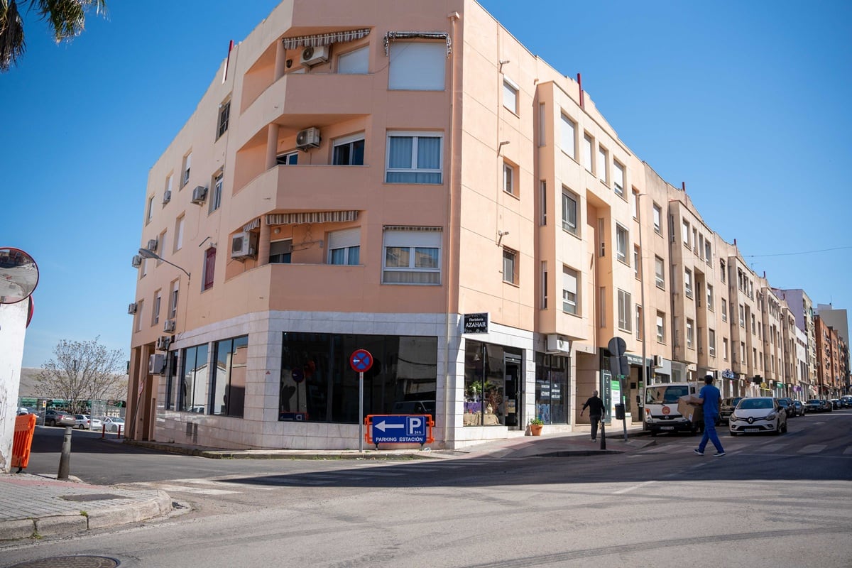 Apertura del nuevo acceso al aparcamiento de Adif por la calle Marquesa de Pinares