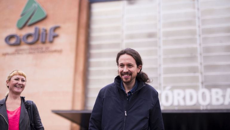 Pablo Iglesias a su llegada a Córdoba donde esta tarde participa en un acto con Pablo Echenique 