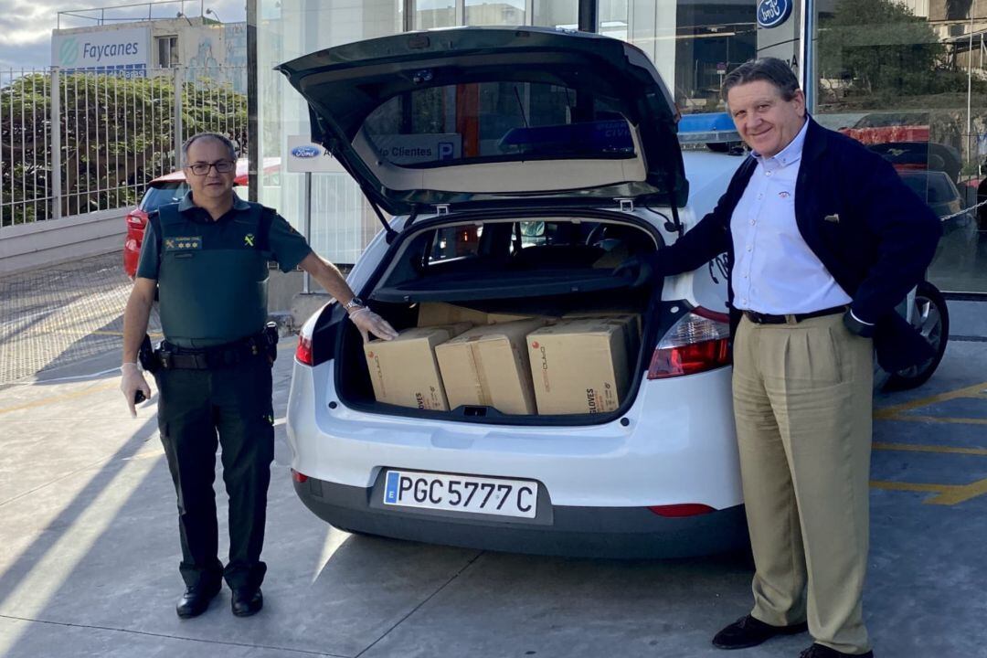 Copi Sport entrega 6.000 pares de guantes a la Guardia Civil