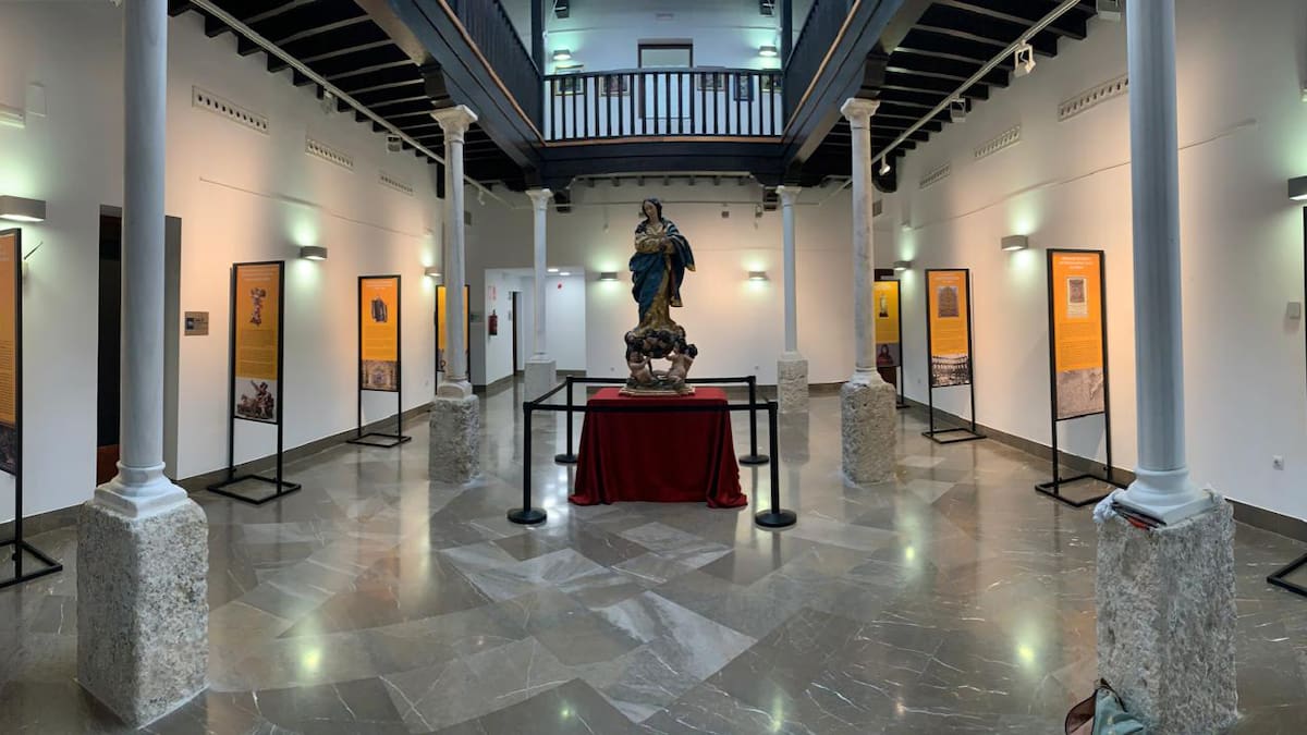 Profesor José Antonio Díaz sobre exposición José de Mora en Baza