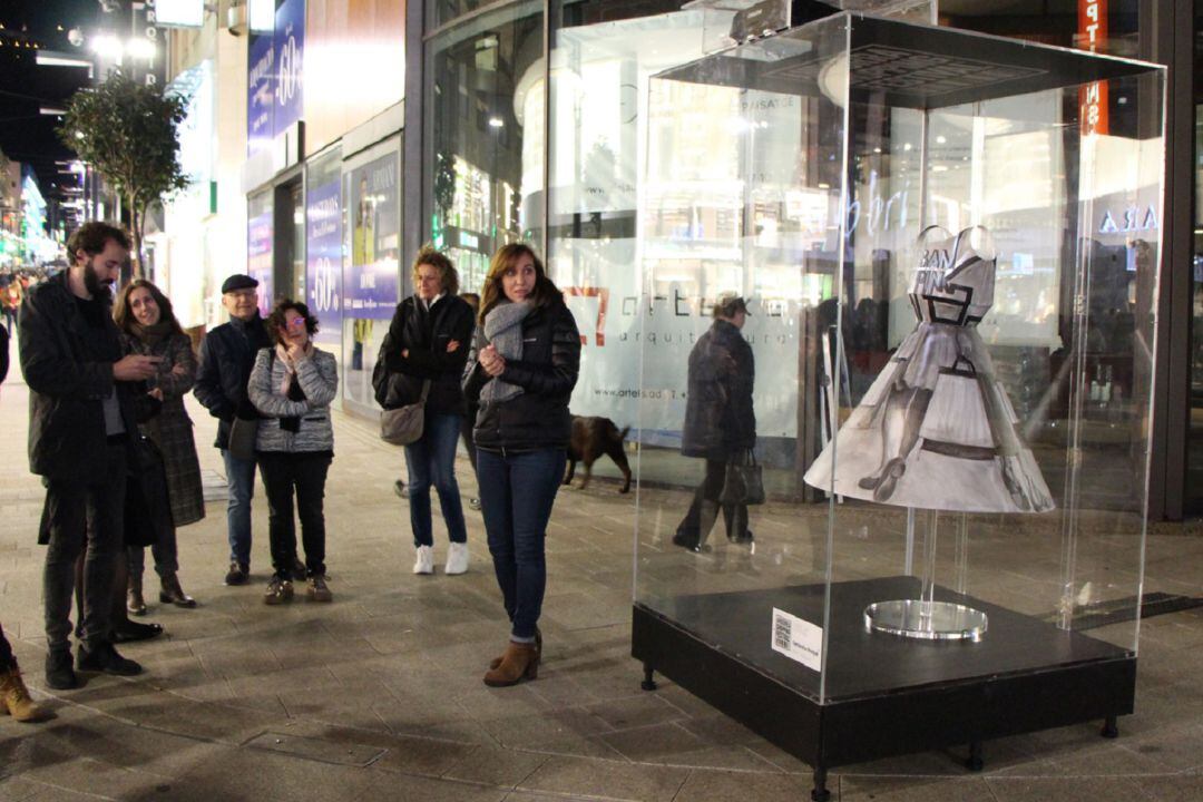 Inauguració del mapping sobre l'obra de Samantha Bosque que ha donat el tret de sortida de l'Andorra Shopping Festival. Al llarg de tot l'eix comercial hi haurà obres de diferents artistes del país.