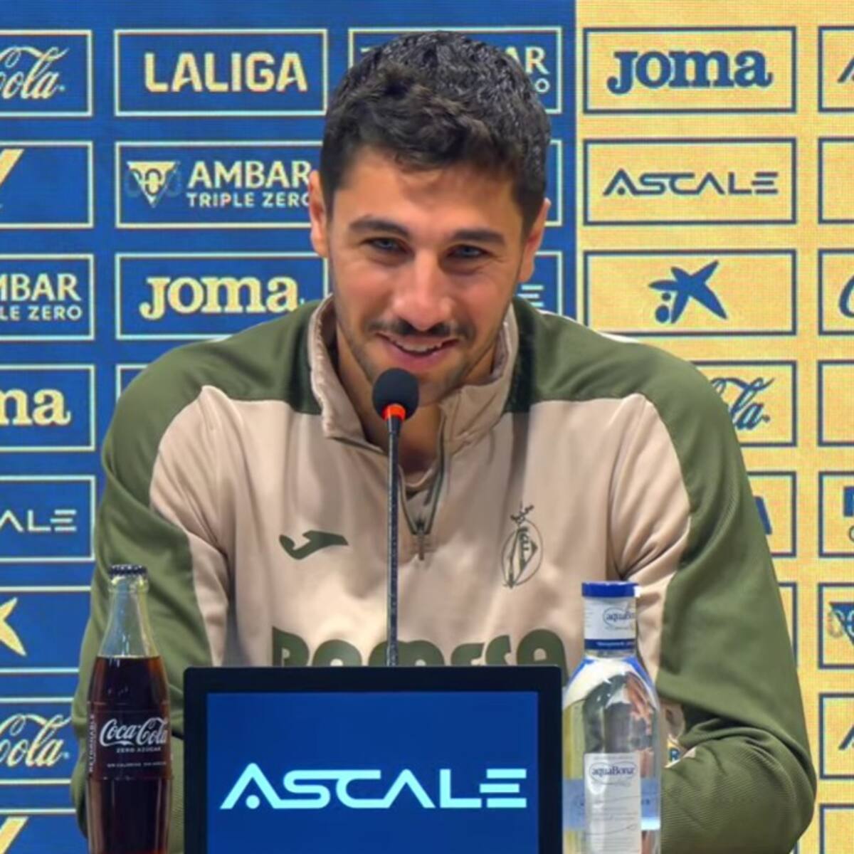 Comesaña: "Estamos muy felices con Marcelino; no queremos que se vaya"