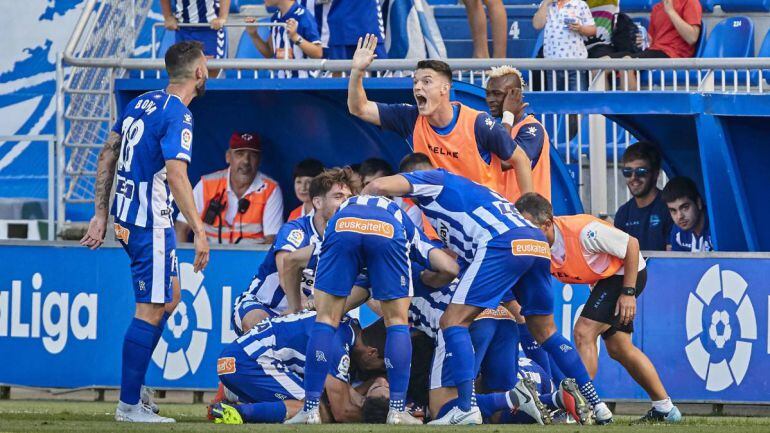 Celebración del 2-1.