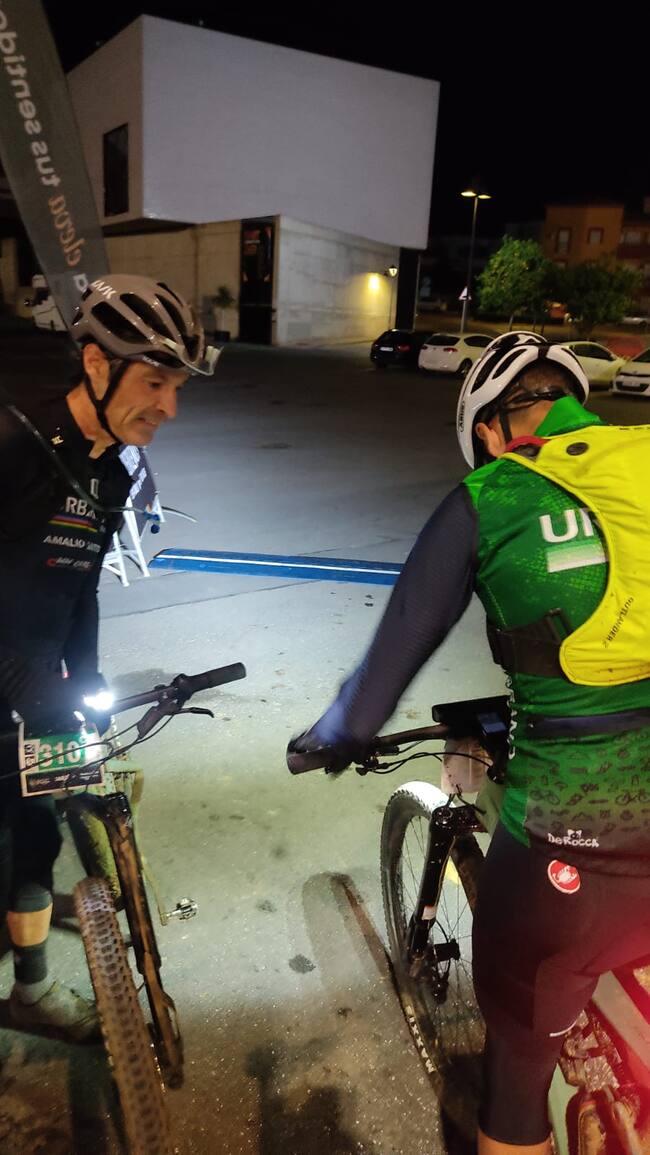 Un momento de la prueba que vencieron los "Urbano Bike".