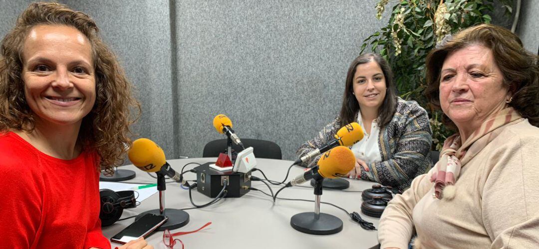 Ana Landa, María José Sotillos y María Cano