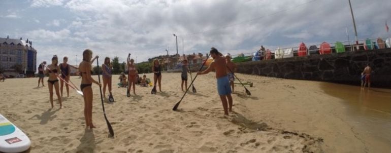 Actividad de la escuela de surf