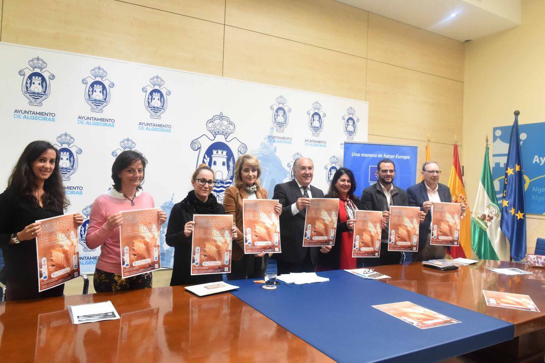 Un momento de la presentación de los Cursos de Otoño de la UCA en Algeciras.