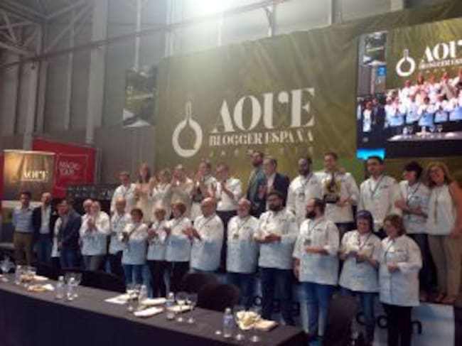 Los blogueros y cocineros participantes en el Aove Blogger España.