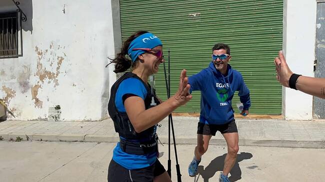 Lorena González Valiente llegando a meta