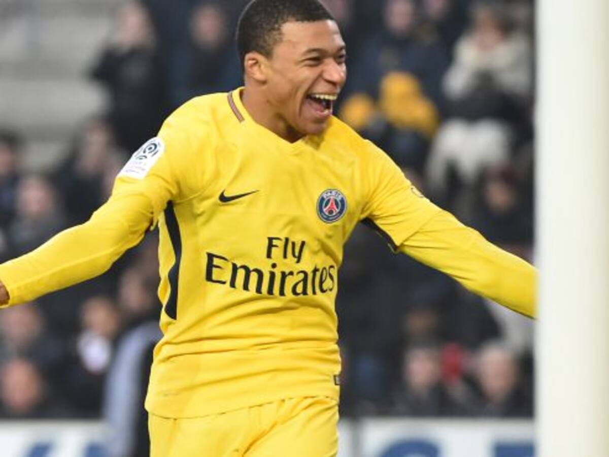 Kylian Mbappé deja en el aire su futuro en el PSG