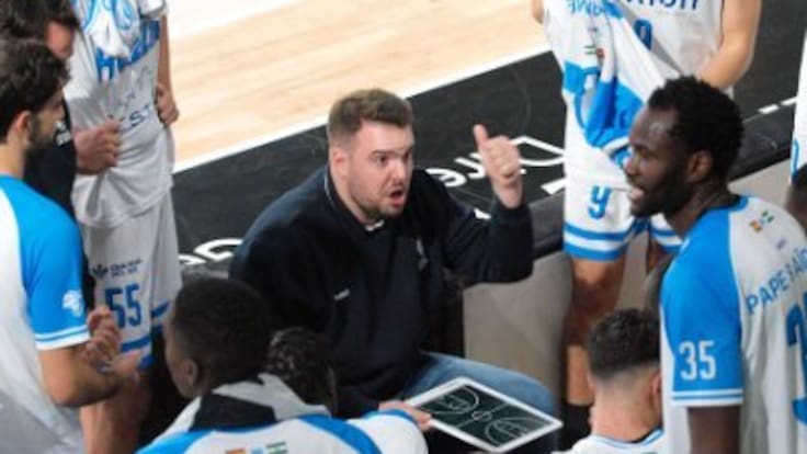 Iñigo Núñez cuenta en Play Basket Bikzkia su destitución del CB Huelva