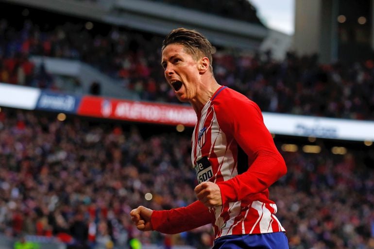 Torres celebra un gol con el Atlético de Madrid