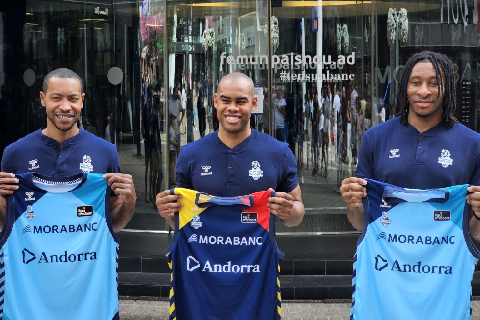 Goudelock, Starks i Okoye, durant la seva presentació amb el MoraBanc Andorra