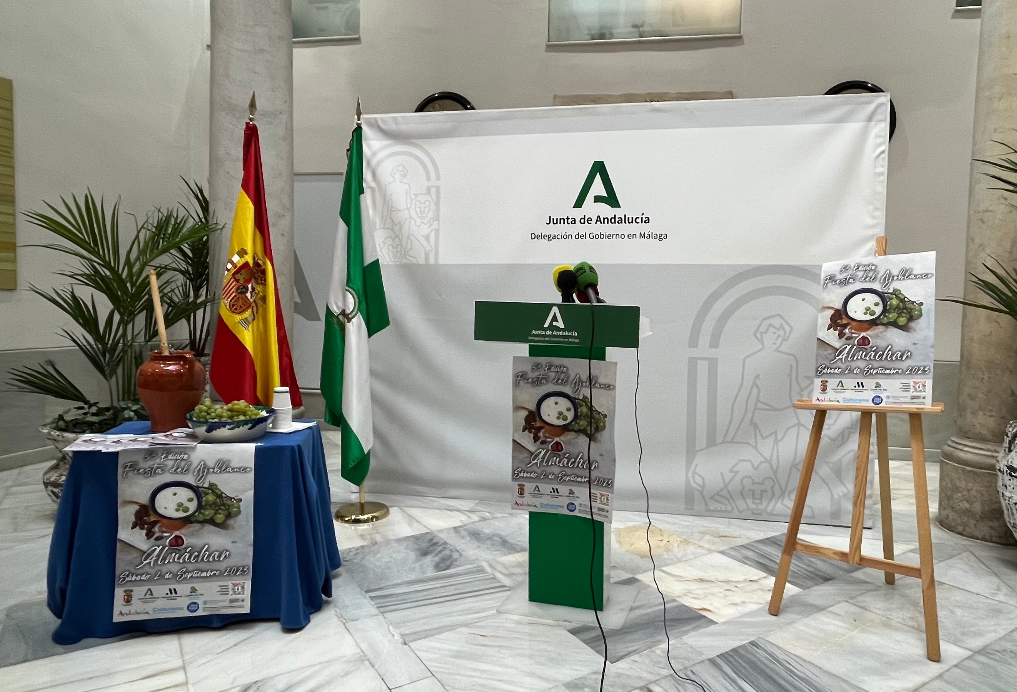 Presentación de la 53ª edición de la Fiesta del Ajoblanco en Almáchar (Málaga)