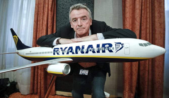 El presidente de Ryanair, Michael O&#039;Leary, durante la rueda de prensa celebrada este jueves en Madrid para explicar algunos datos sobre el aterrizaje de emergencia de tres aviones de la compañía en Valencia