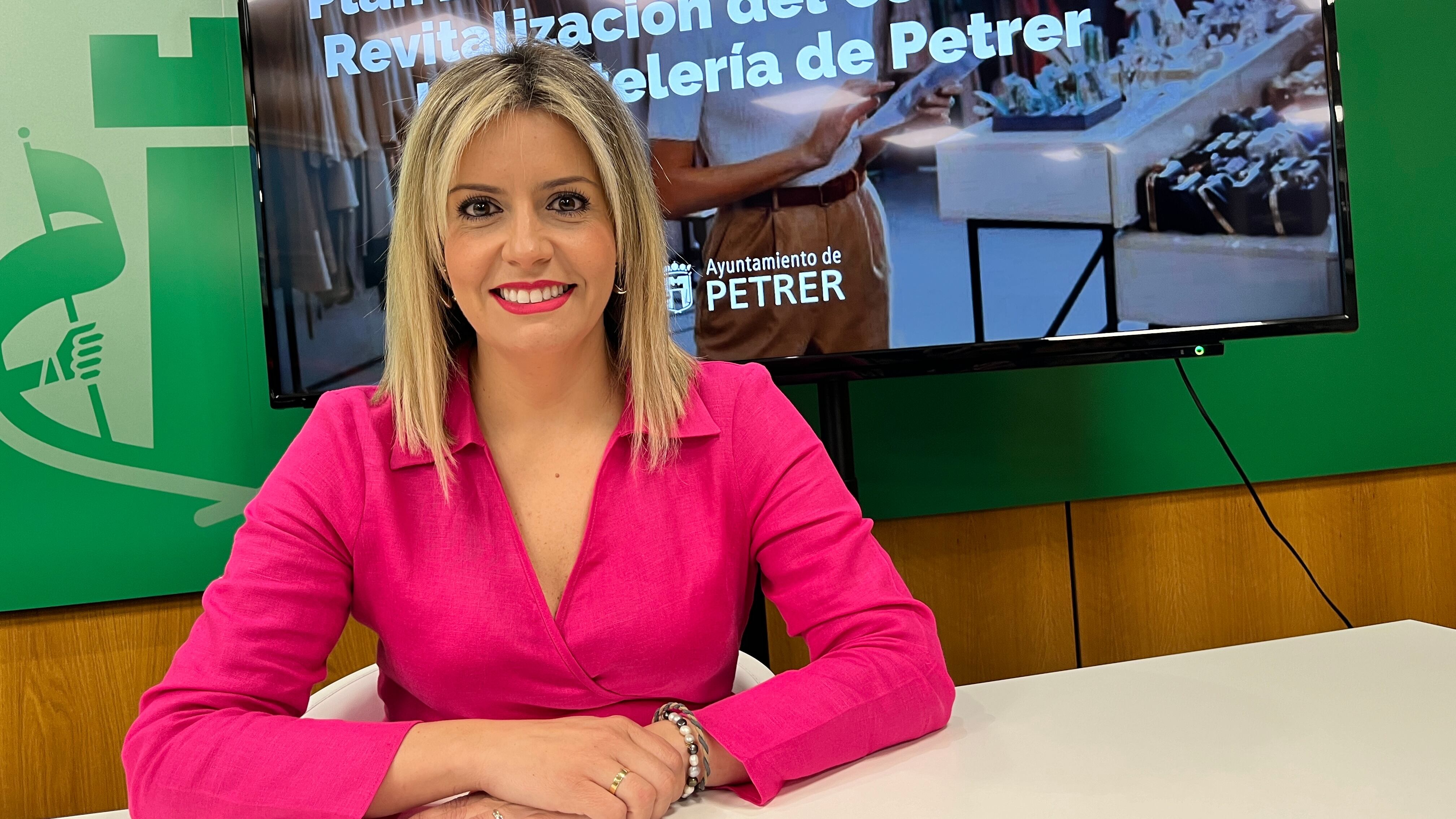 Aída Tortosa, concejala de Comercio de Petrer