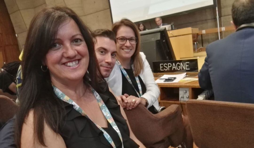 La delegació menorquina es mostrava molt satisfeta per l'ampliació de la reserva marina.