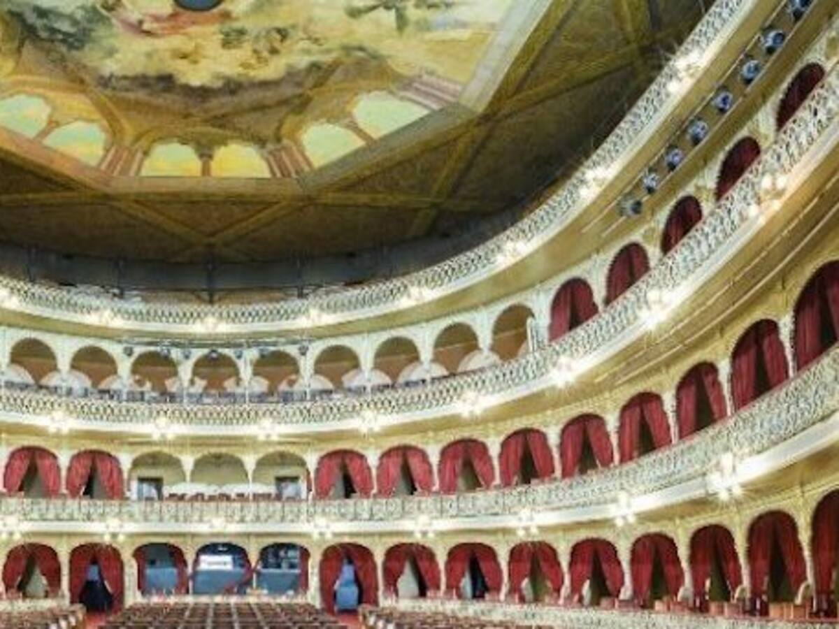 El Falla abre sus puertas a las coplas