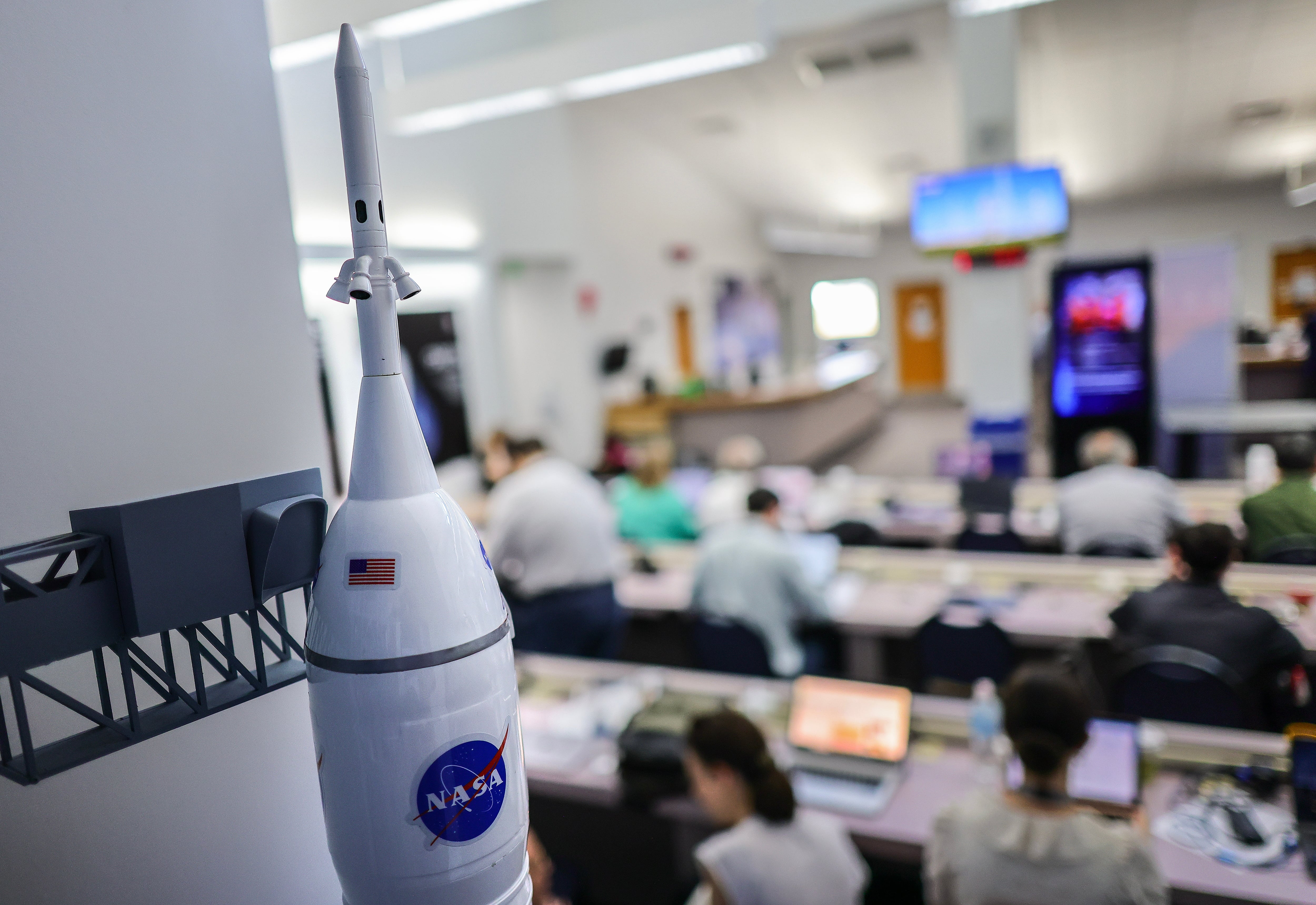 El motivo por el que habrá una bolsa de cacahuetes para el despegue y el aterrizaje de Artemis II