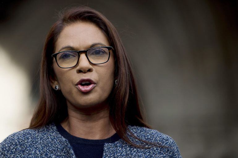 Esta es Gina Miller, una empresaria británica que ha denunciado al Gobierno británico ante el Tribunal Superior y que ahora ha obtenido una victoria a su causa. 