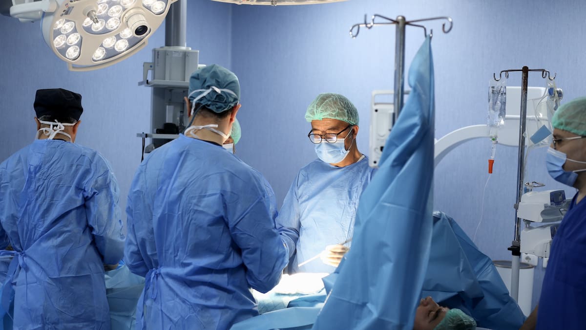 El hospital fuenlabreño lidera un ensayo clínico sobre el tratamiento de cáncer de colon con metástasis peritoneales