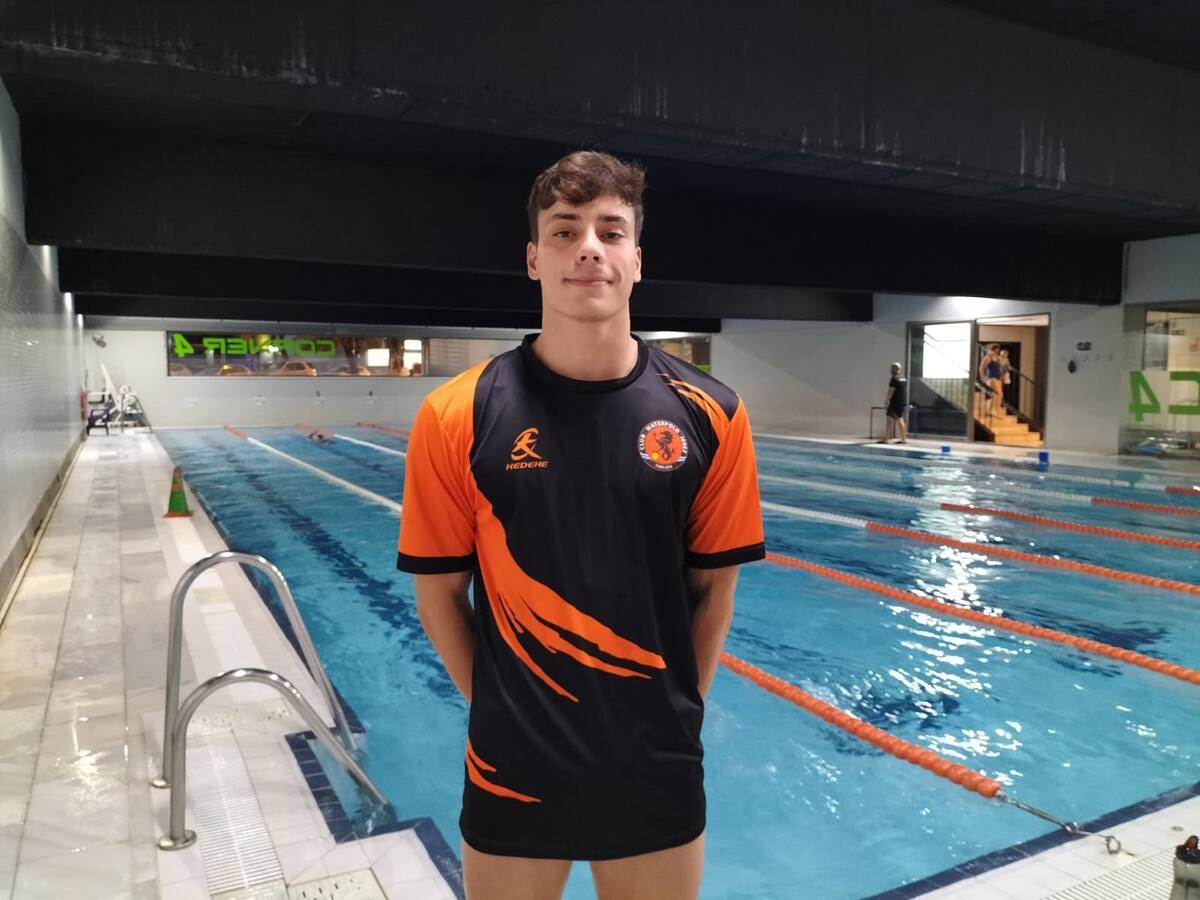 Alex Martín, del club Waterpolo Jerez, representará a la ciudad en el Campeonato de España de natación