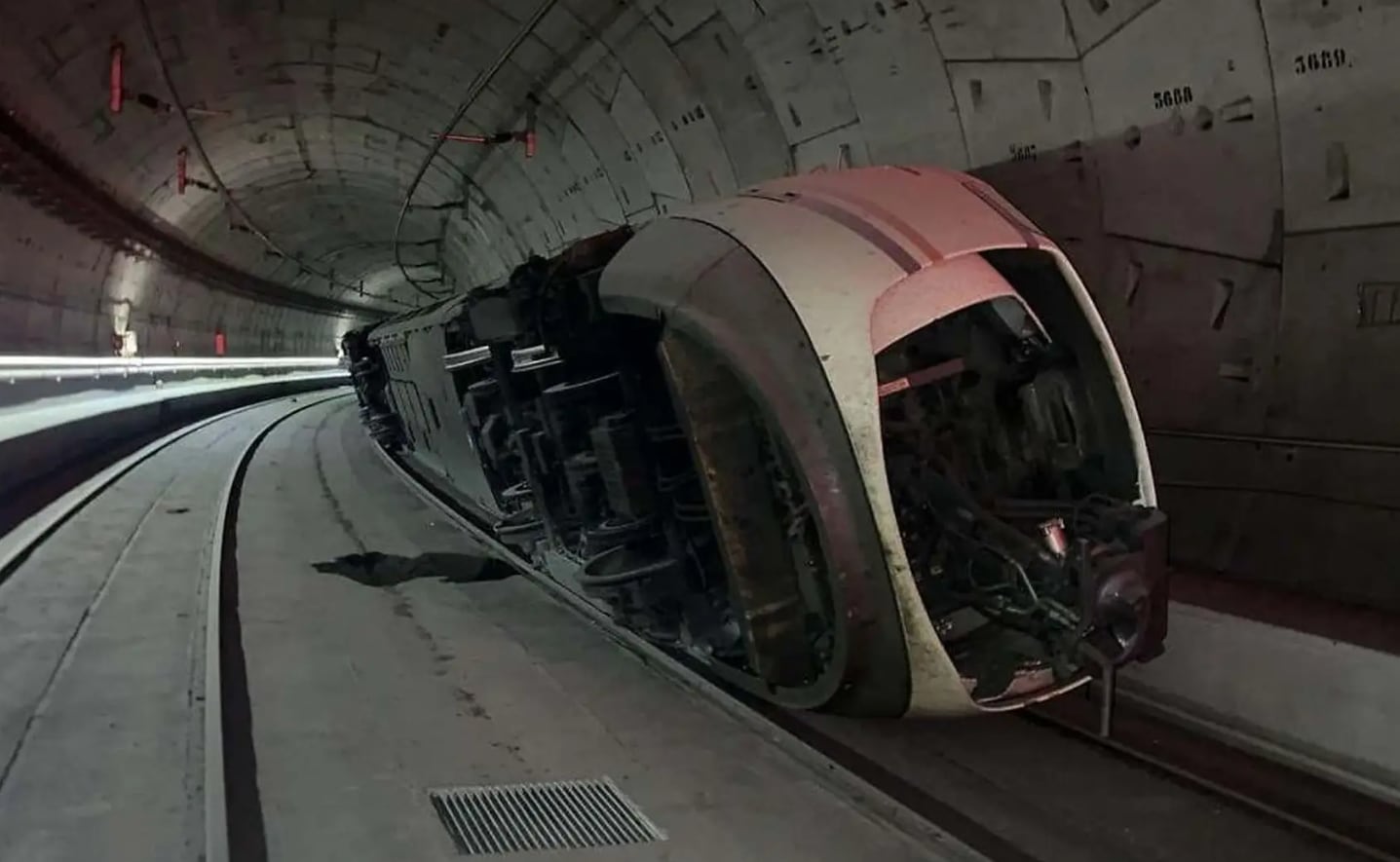 El Cercanías que descarriló el fin de semana pasado en Madrid.