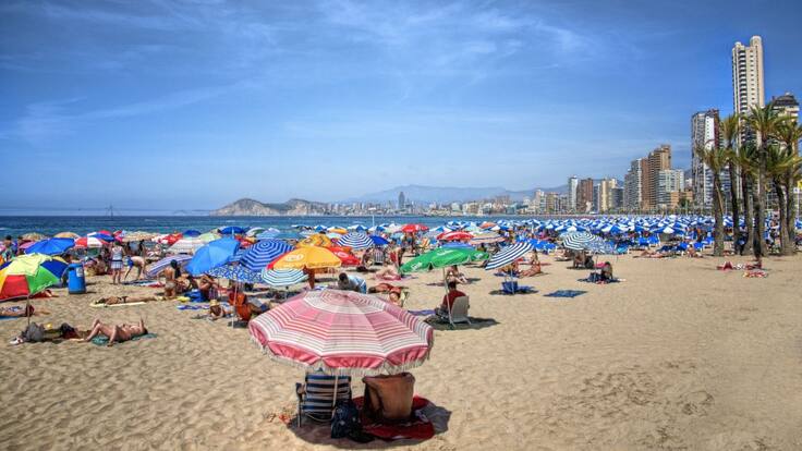 Entrevista - Más turismo en la playa, en la montaña y en los campings de la Comunitat Valenciana